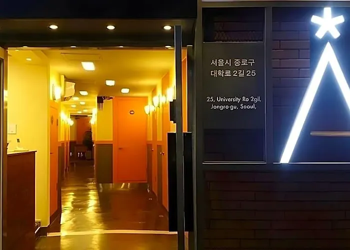 Star Dongdaemun Hostel *